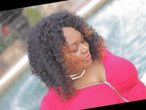 Rhonda Renai'