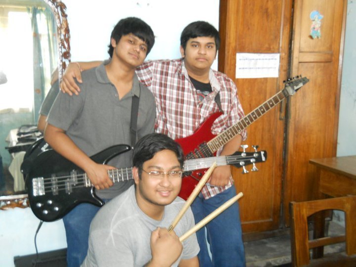 ReverbNation profile picture for @entrust
