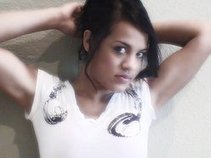 JANELLE