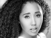 Singer / Performer / Songwriter
