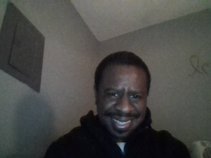 DJ