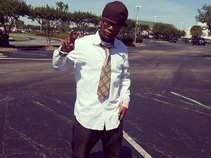 Ezzy Money