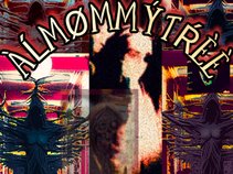 Eyezsac Jhaunskinne Al-Mommietree