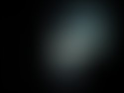 895