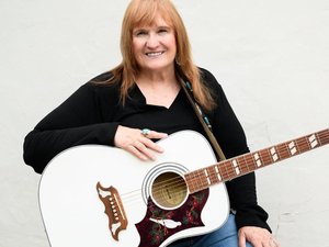 Country Hot Music