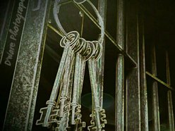 IamSozeMusic (D'ware - Soze)