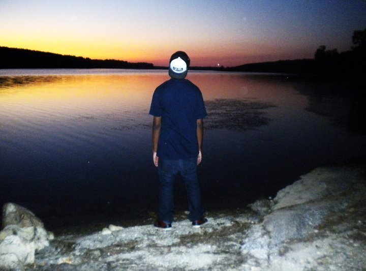 ReverbNation profile picture for @questionnaire