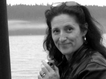 JULIE SCHIMUNEK