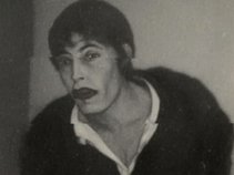 Ayezsaq Juanskin El Mami-Tres