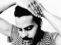 Twin Shadow