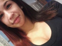 Dimples_Marieex3