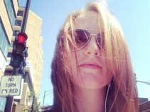 Elizabeth Izze Gibson