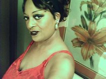 Angela aka Satin