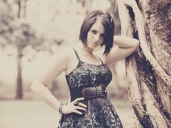 Nikki 'Doll Bones' Engel