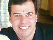 Erik L.