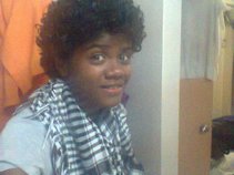 Yhu en Ay