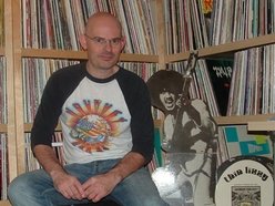 rogerrocket (Roger Pamachena)