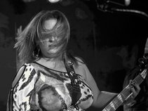lady4string1