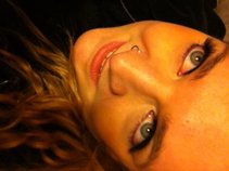 Blooderfly Natasha: Photographer