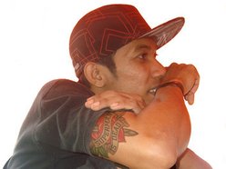 Ian tirta comrades