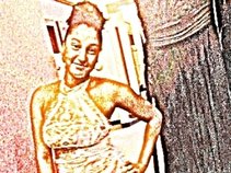 Miss Lizz