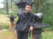 Dennis Satria