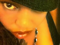 Kristin "Soulkitten" Richardson