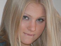 Robyn B. Fyne