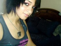 Ariel Annette