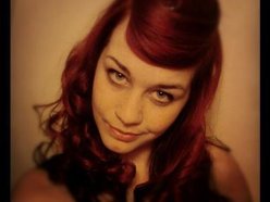 Lauren Jane aka Lo Wren