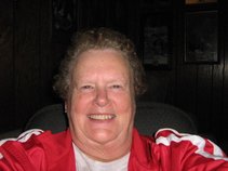 Donna M DeBroux