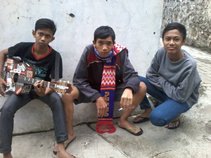 Seseorang Yang Mengurus Pemakaman