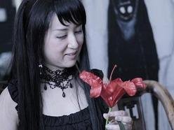 Akiko M Akiko M