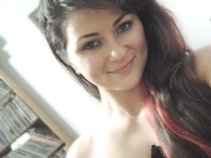 Monica Hernandes