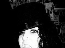 Katie Sixx