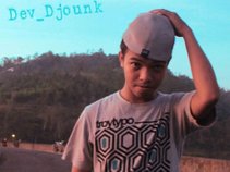 Dev Djounk Anker Street