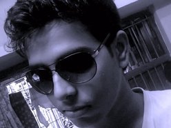 Manish Dhar