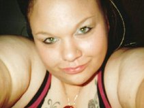 Shanna MzSmokey Simmons
