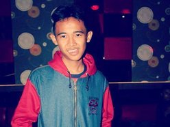 Ondege Riyan
