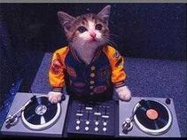 THE CUTMAN, DJ KC