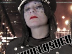 Twinkielasher