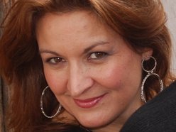 LIZ SIEGRIST