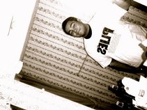 Ray(Just Chill)
