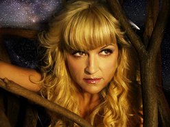 Ronia Blake