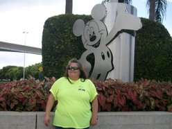 GRUMPY DRUMMER GIRL!