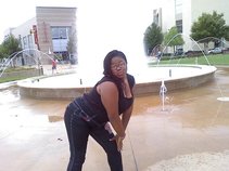 #1 Ladii Triill