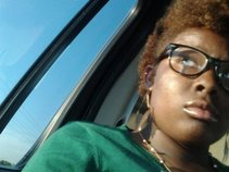 K~LEE<----COVERGIRL!