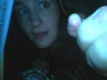 Aly0977
