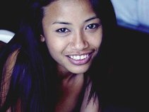 PriyaMX