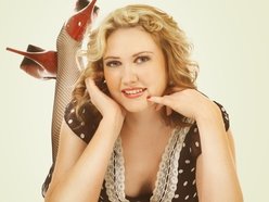 Rochelle LaRaine